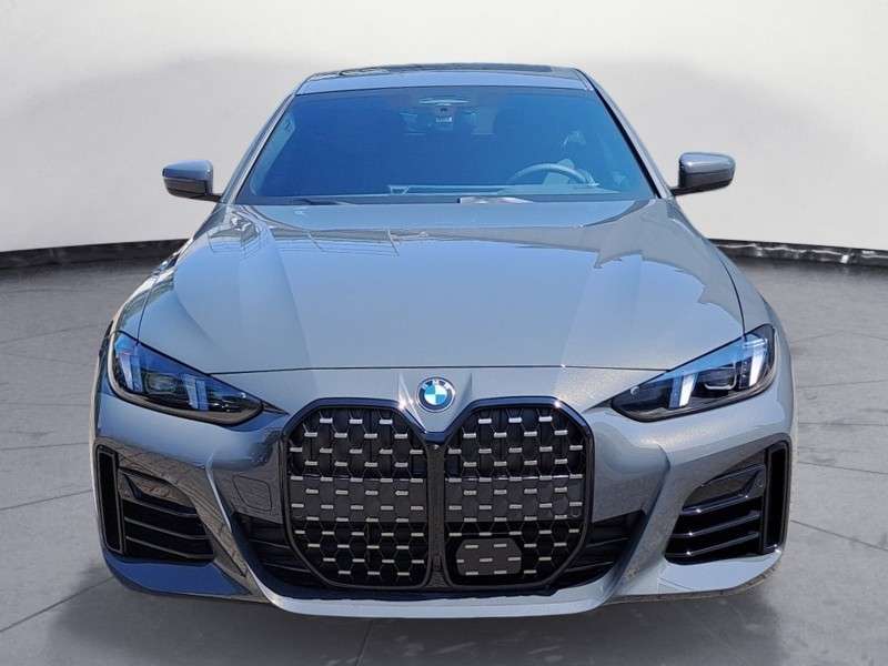 Fahrzeugbild eines BMW 4er-Reihe