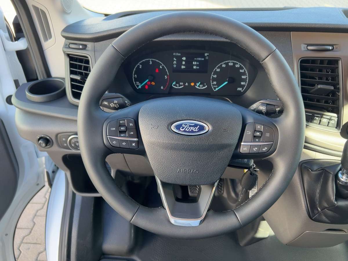 Fahrzeugbild eines Ford Transit