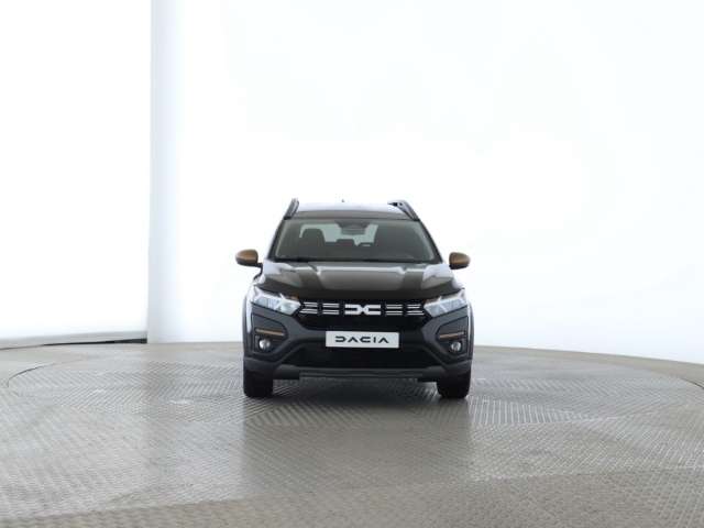 Fahrzeugbild eines Dacia Jogger