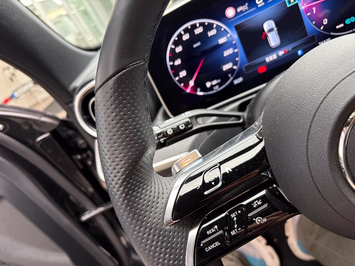 Fahrzeugbild eines Mercedes-Benz C-Klasse