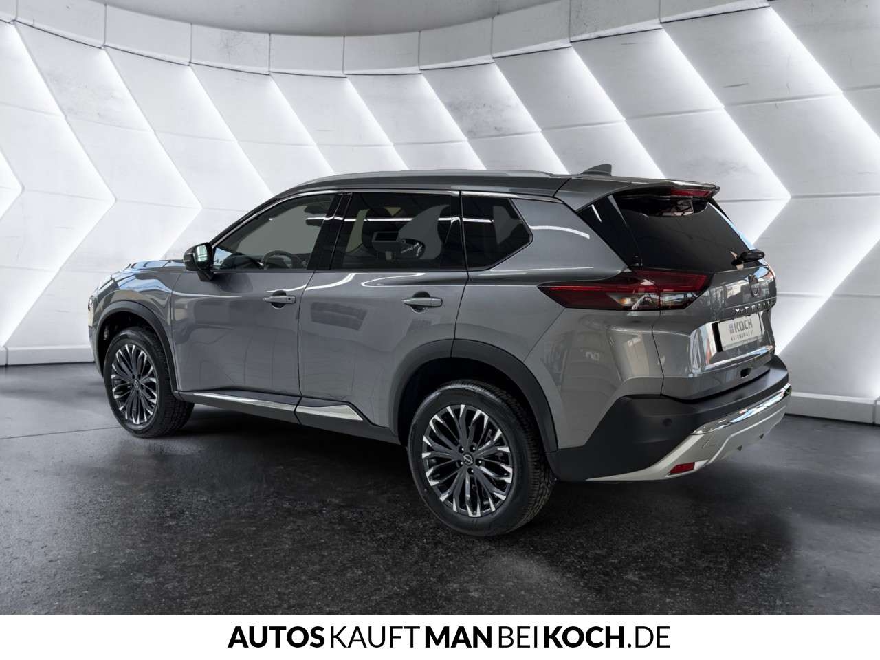 Fahrzeugbild eines Nissan X-TRAIL