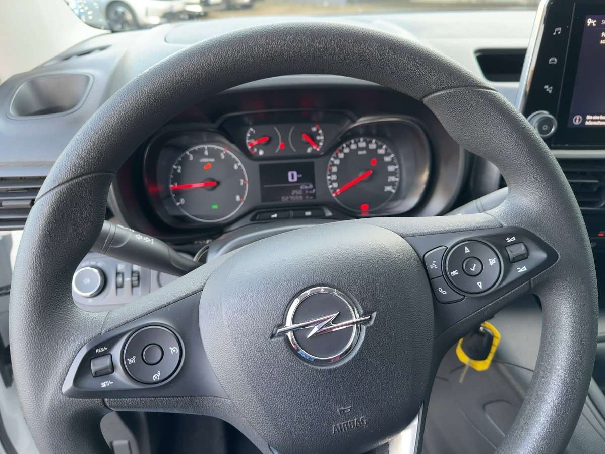 Fahrzeugbild eines Opel Combo