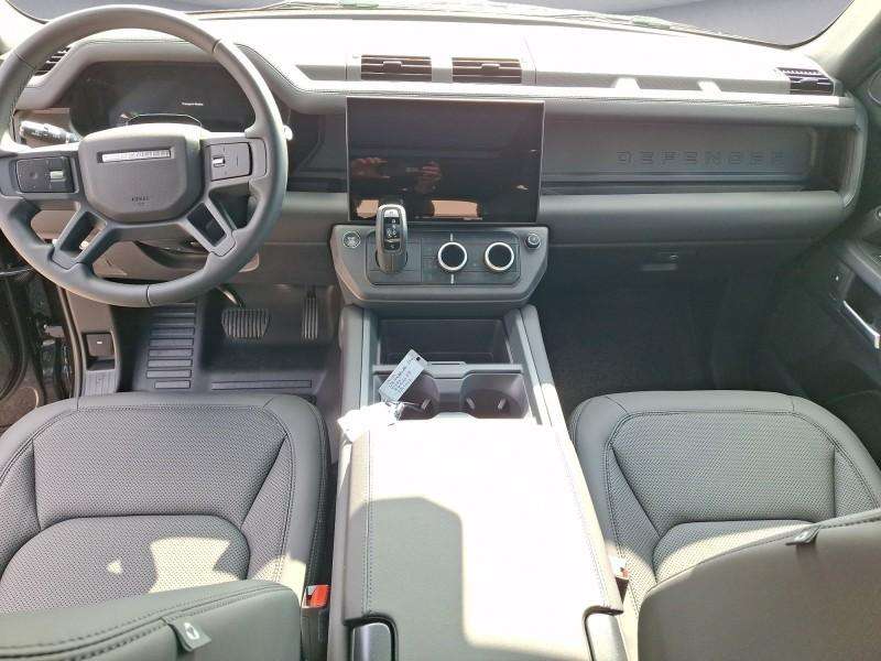 Fahrzeugbild eines Land Rover Defender