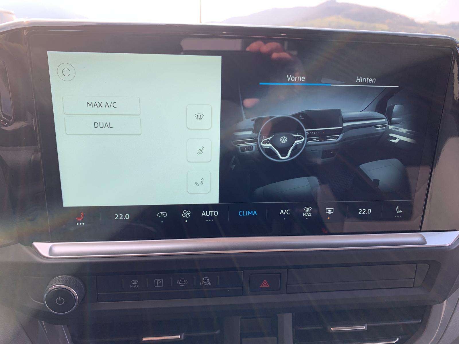 Fahrzeugbild eines Volkswagen Caravelle