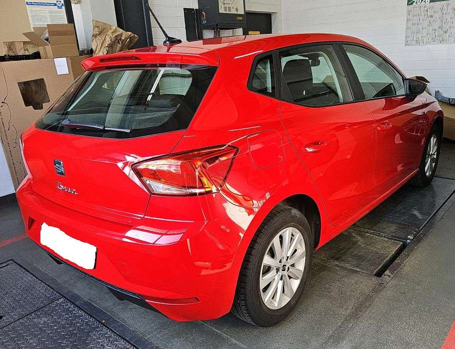 Fahrzeugbild eines SEAT Ibiza