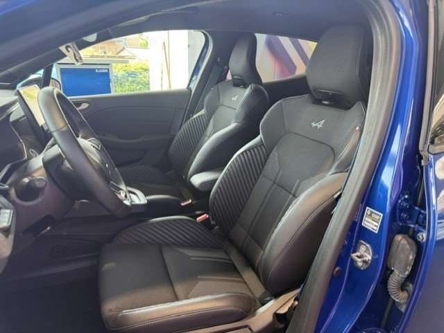 Fahrzeugbild eines Renault Clio