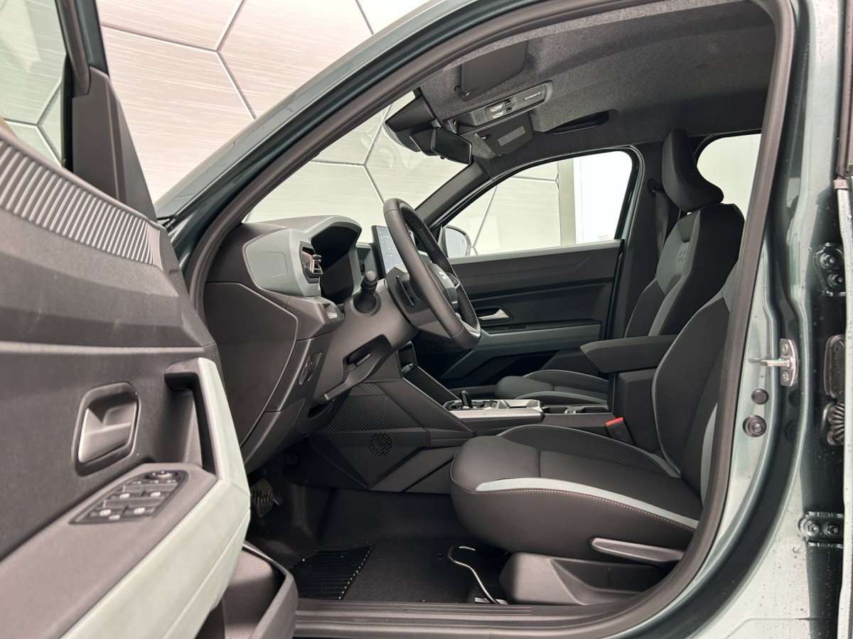 Fahrzeugbild eines Dacia Duster