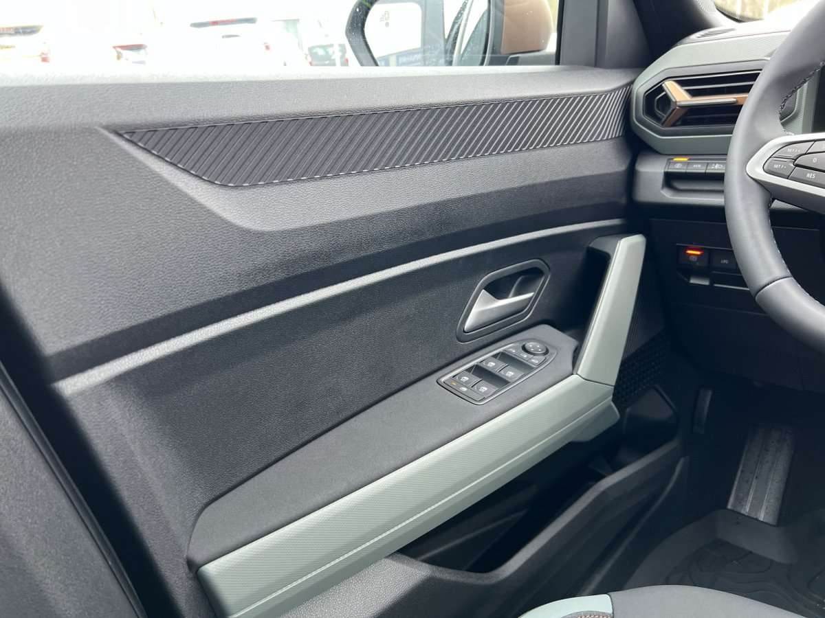 Fahrzeugbild eines Dacia Bigster