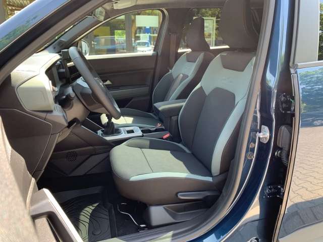 Fahrzeugbild eines Dacia Bigster