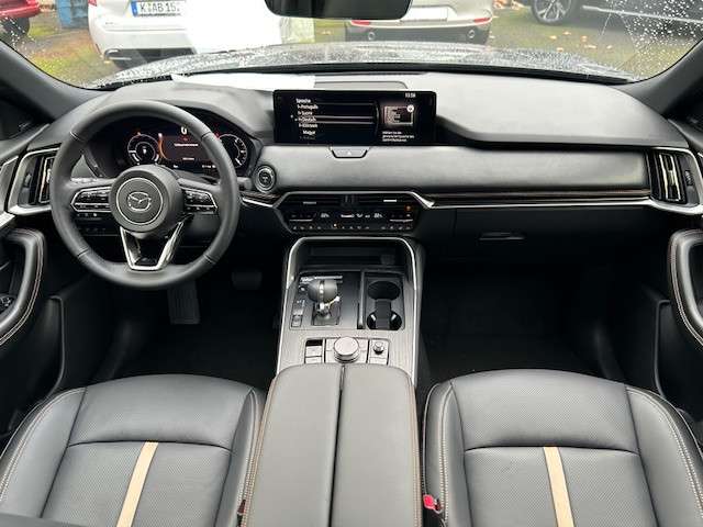 Fahrzeugbild eines Mazda CX-60