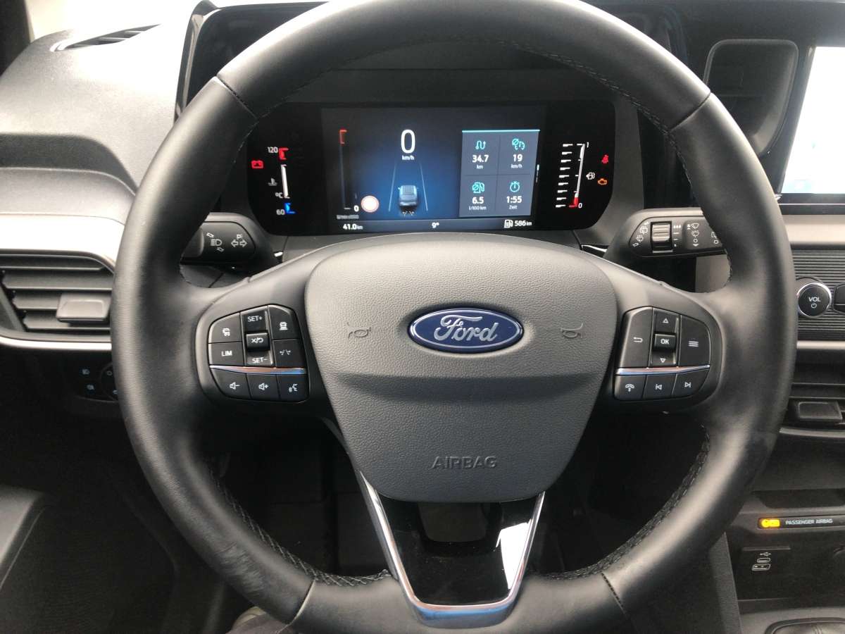 Fahrzeugbild eines Ford Transit Courier