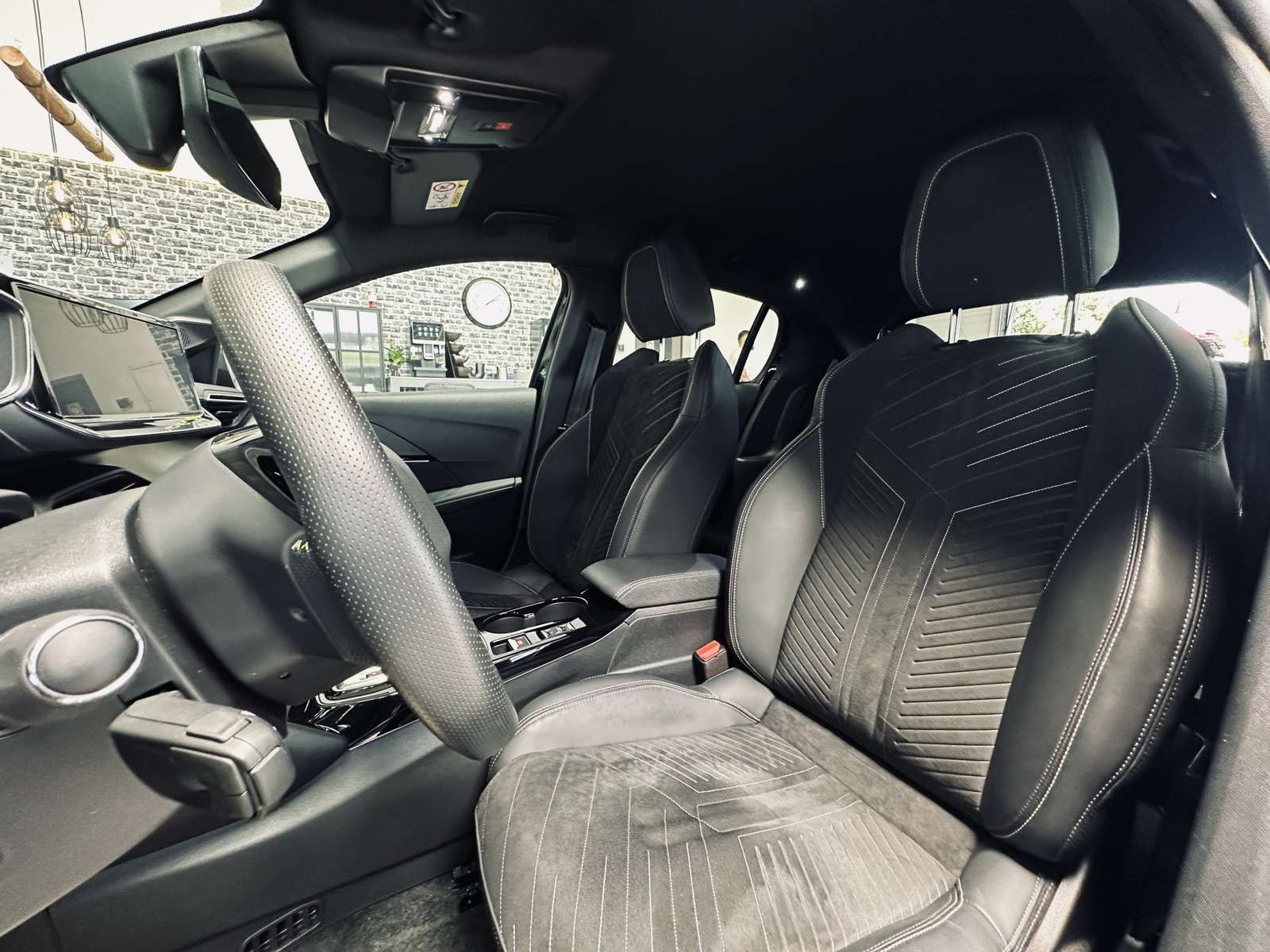 Fahrzeugbild eines Peugeot 208