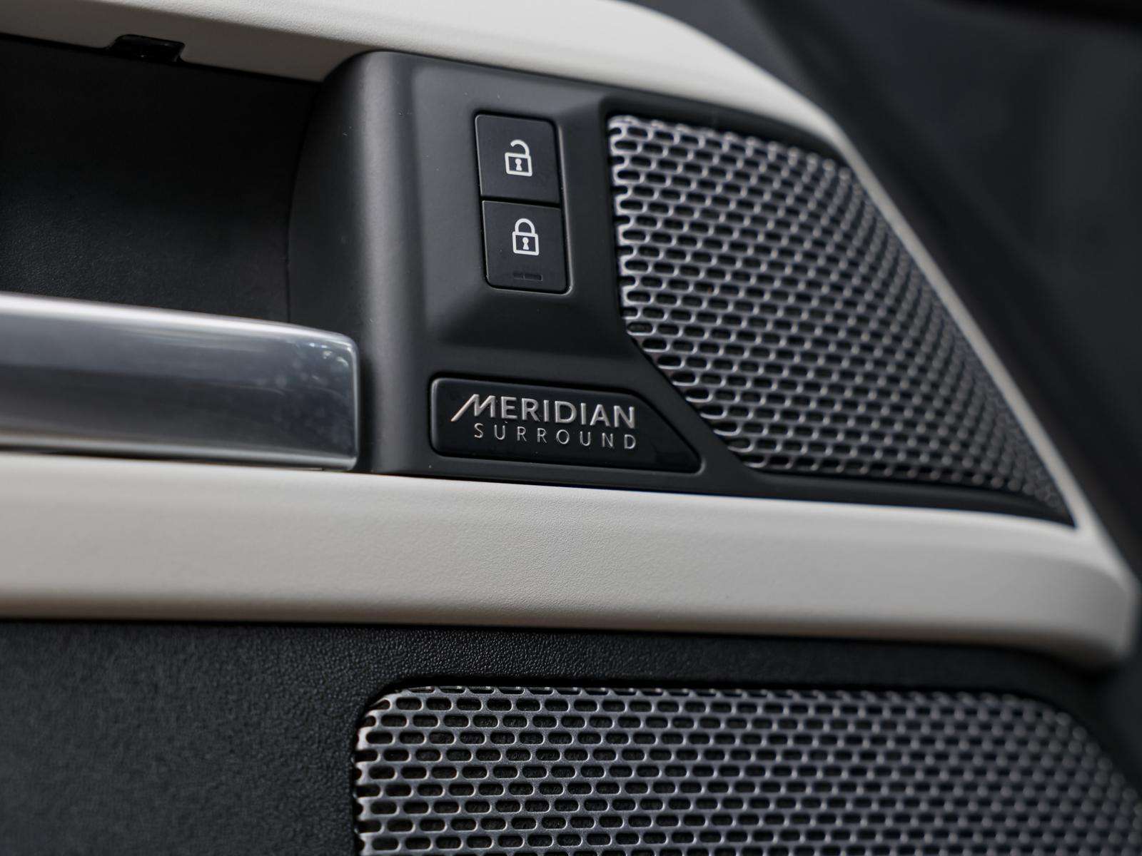 Fahrzeugbild eines Land Rover Defender