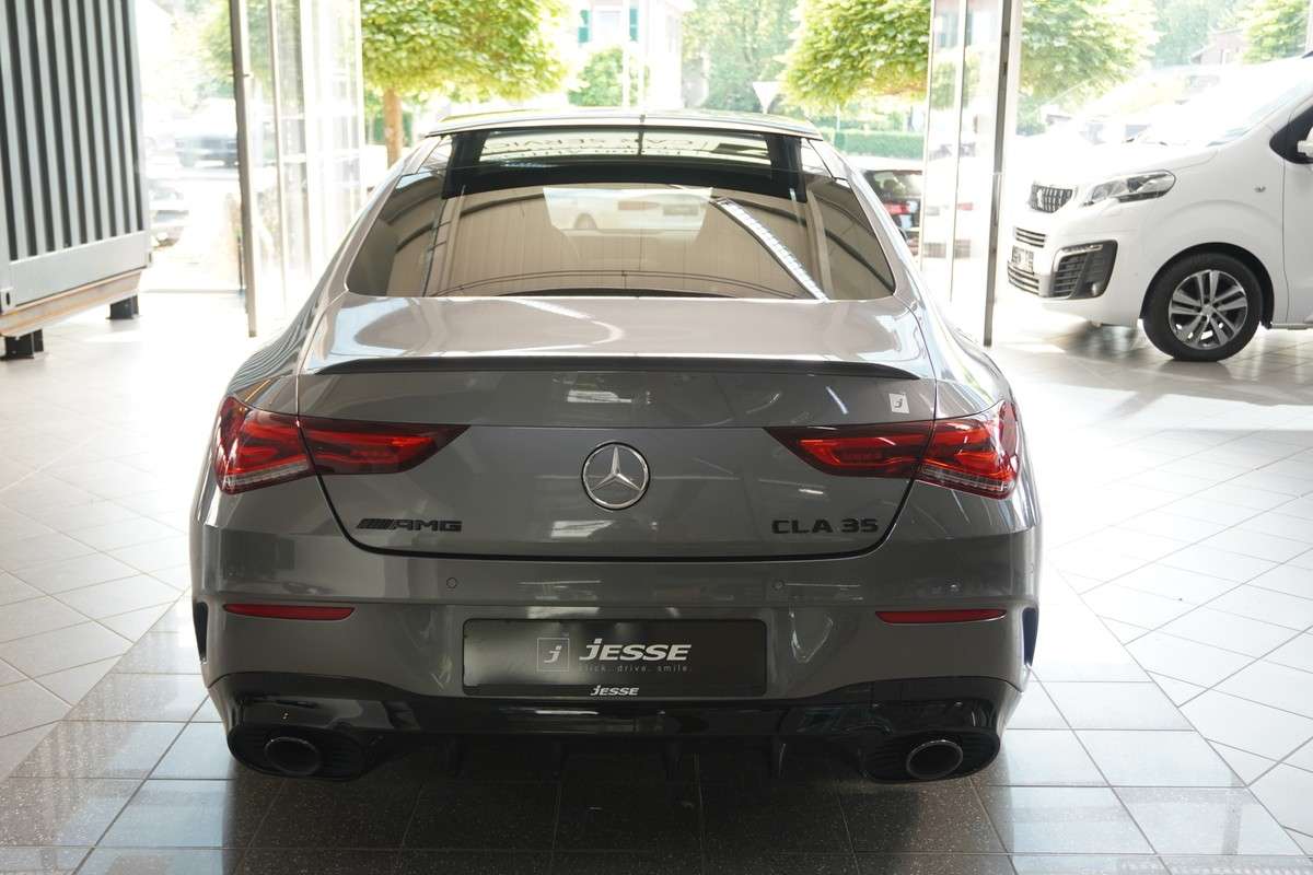 Fahrzeugbild eines Mercedes-Benz CLA
