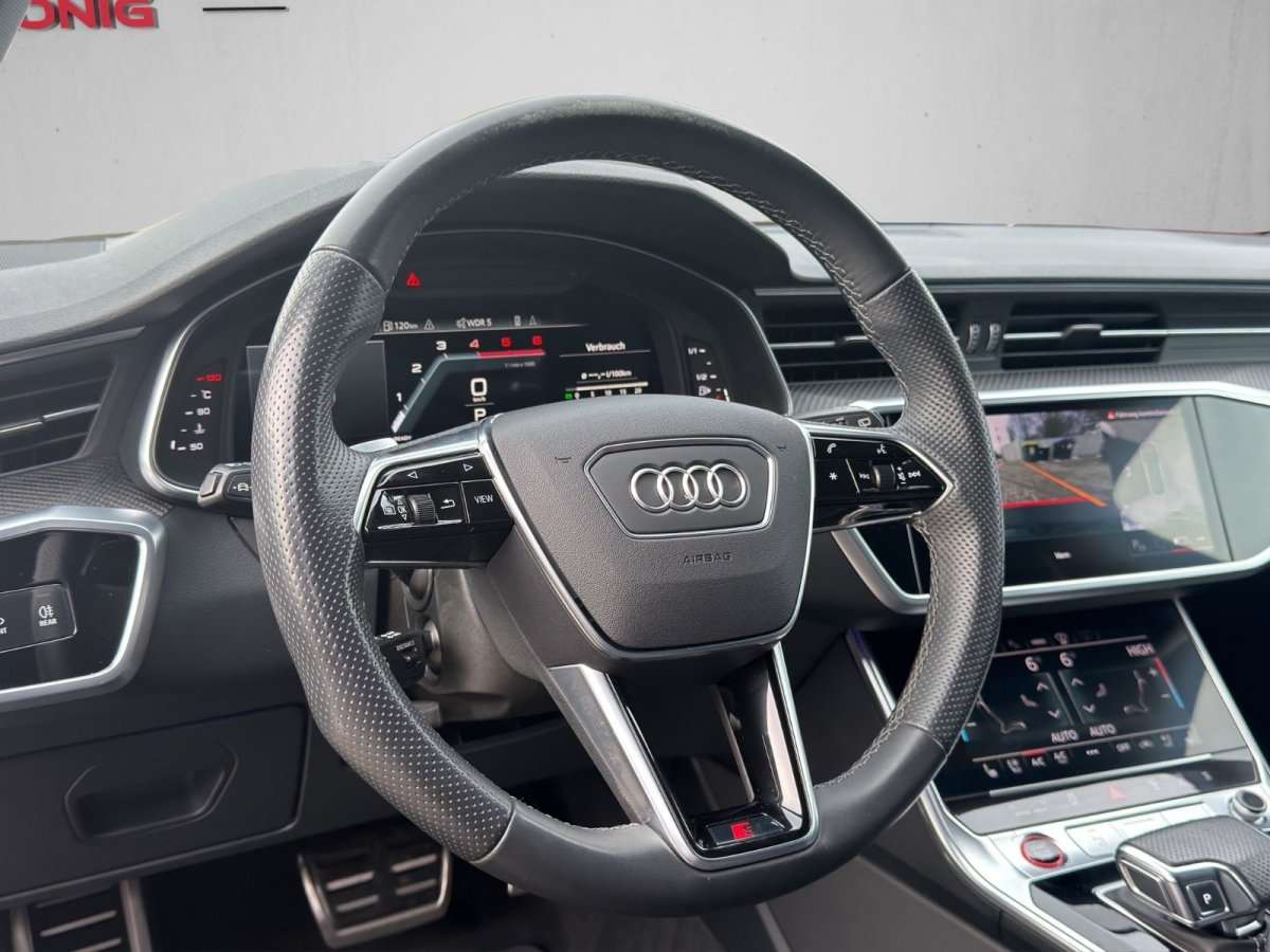 Fahrzeugbild eines Audi S6