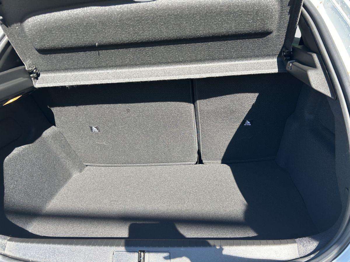 Fahrzeugbild eines Peugeot 208