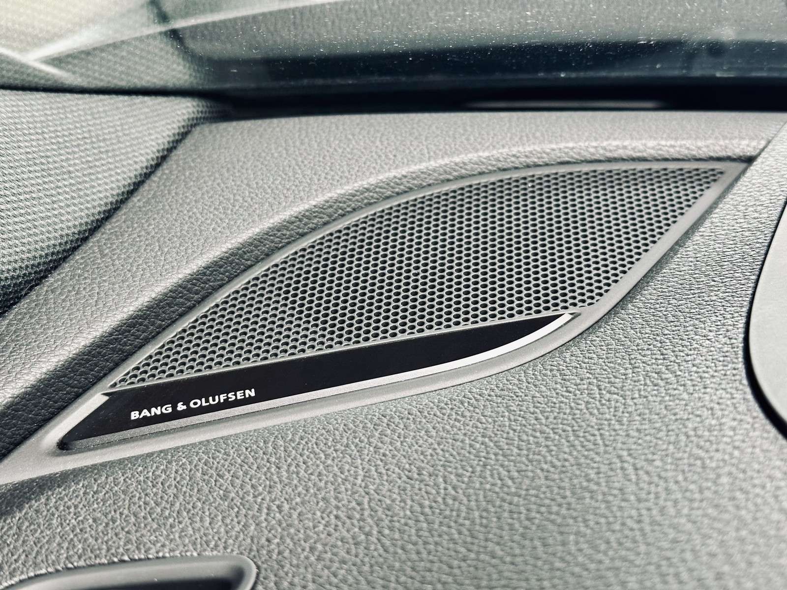 Fahrzeugbild eines Audi S4