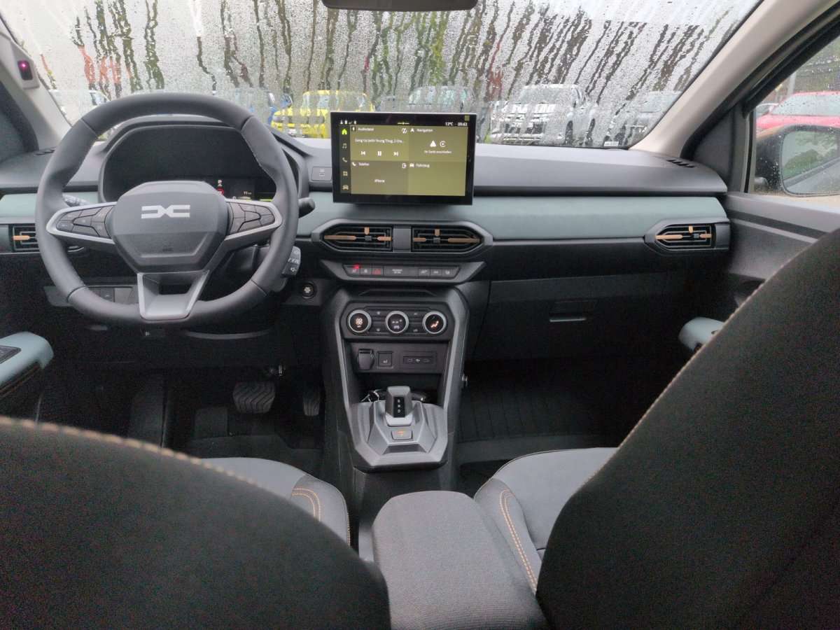 Fahrzeugbild eines Dacia Sandero
