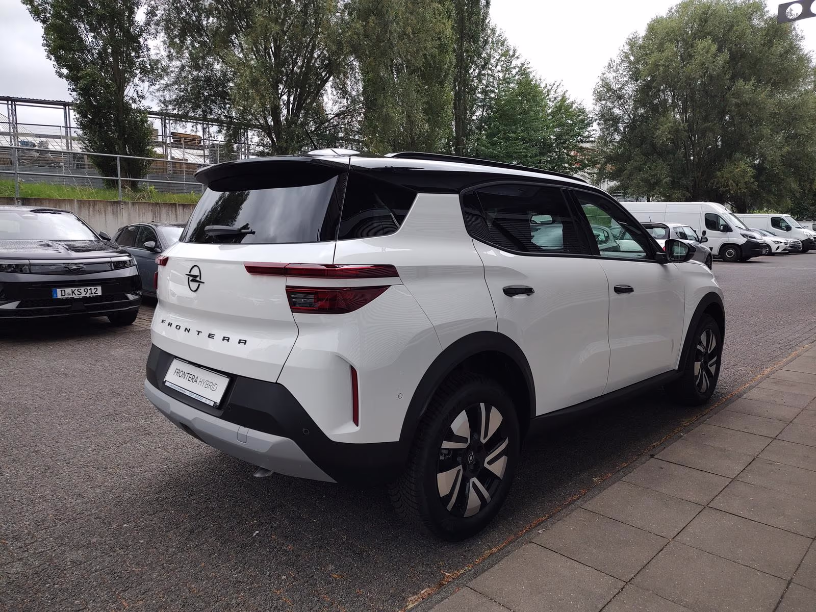 Fahrzeugbild eines Opel Frontera