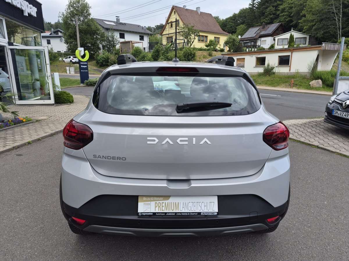 Fahrzeugbild eines Dacia Sandero