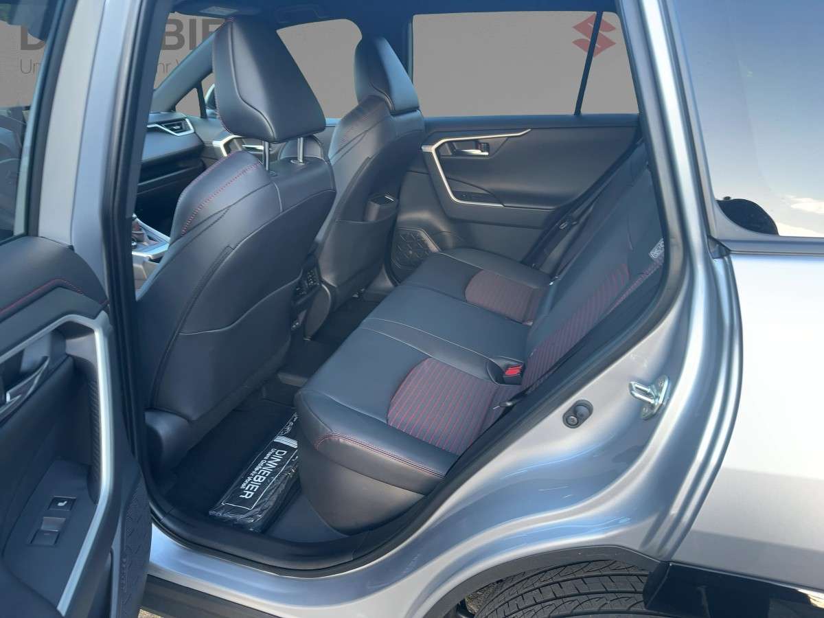 Fahrzeugbild eines Suzuki Across