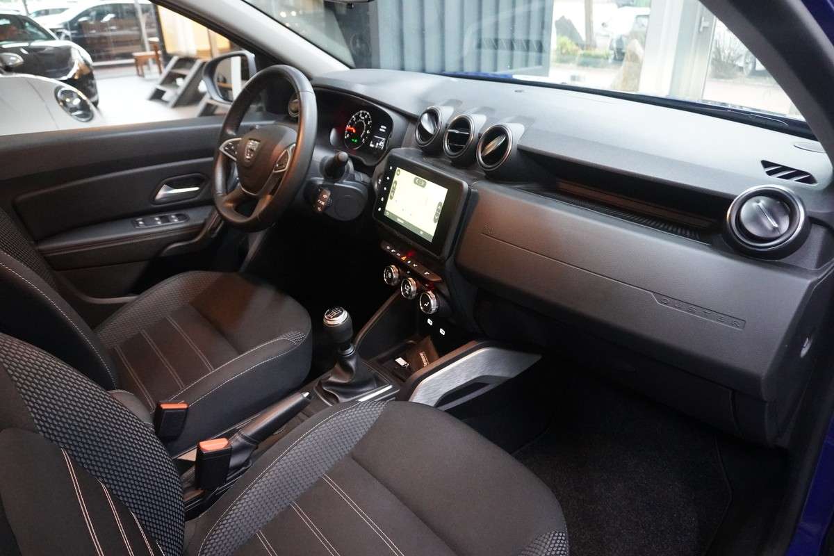 Fahrzeugbild eines Dacia Duster