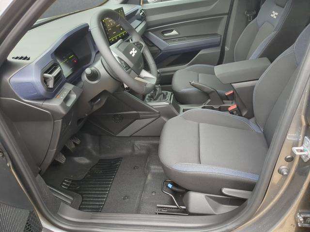 Fahrzeugbild eines Dacia Duster