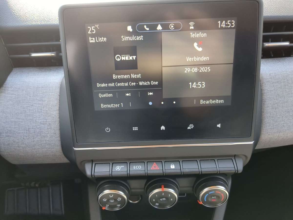 Fahrzeugbild eines Renault Clio
