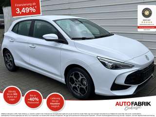 Schräge Frontansicht auf einen MG MG3 , freigestellt