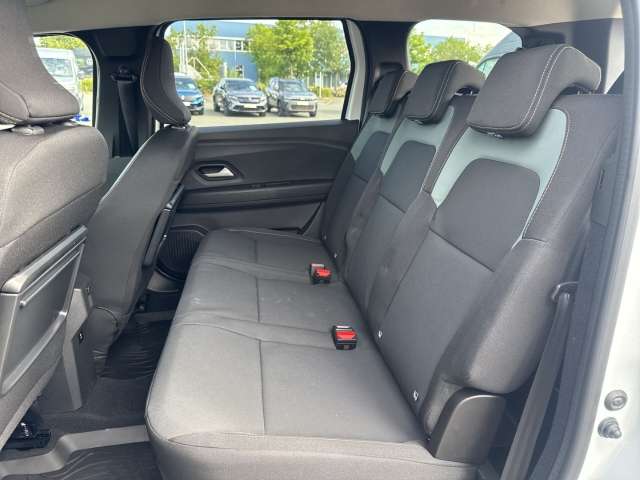 Fahrzeugbild eines Dacia Jogger