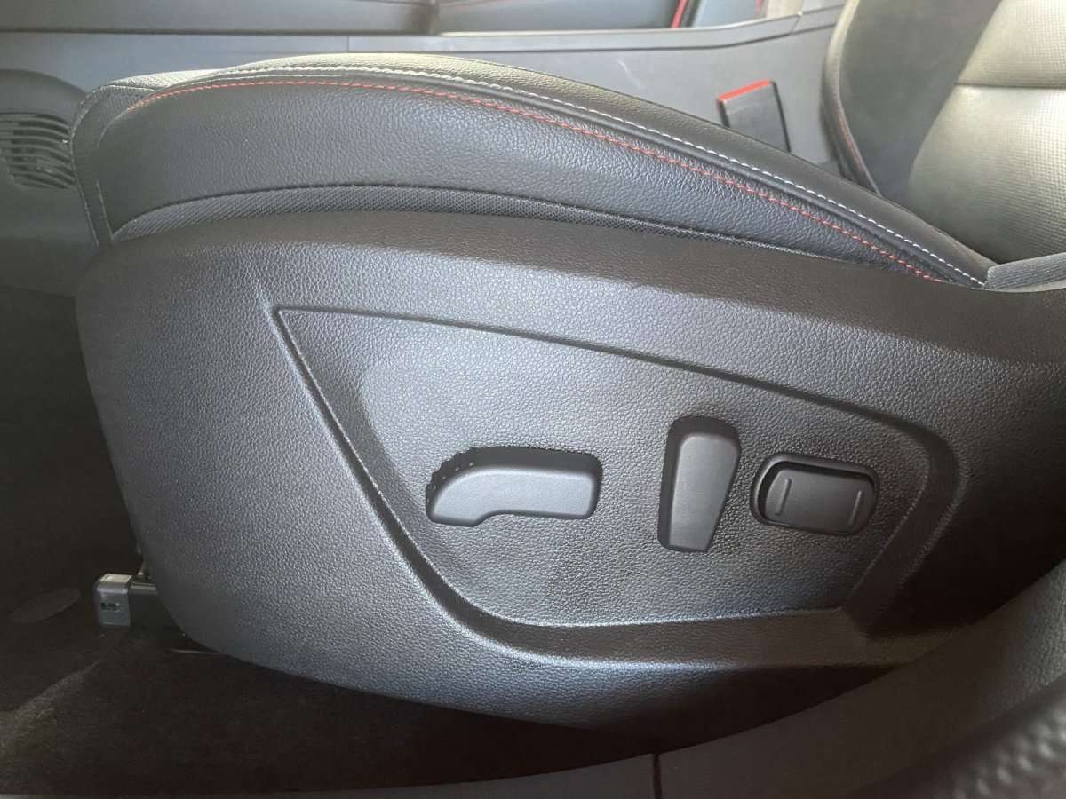 Fahrzeugbild eines Renault Arkana