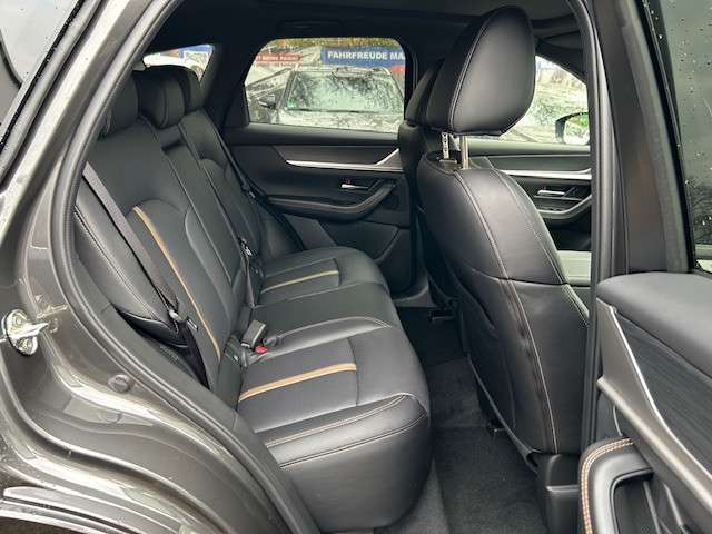 Fahrzeugbild eines Mazda CX-60