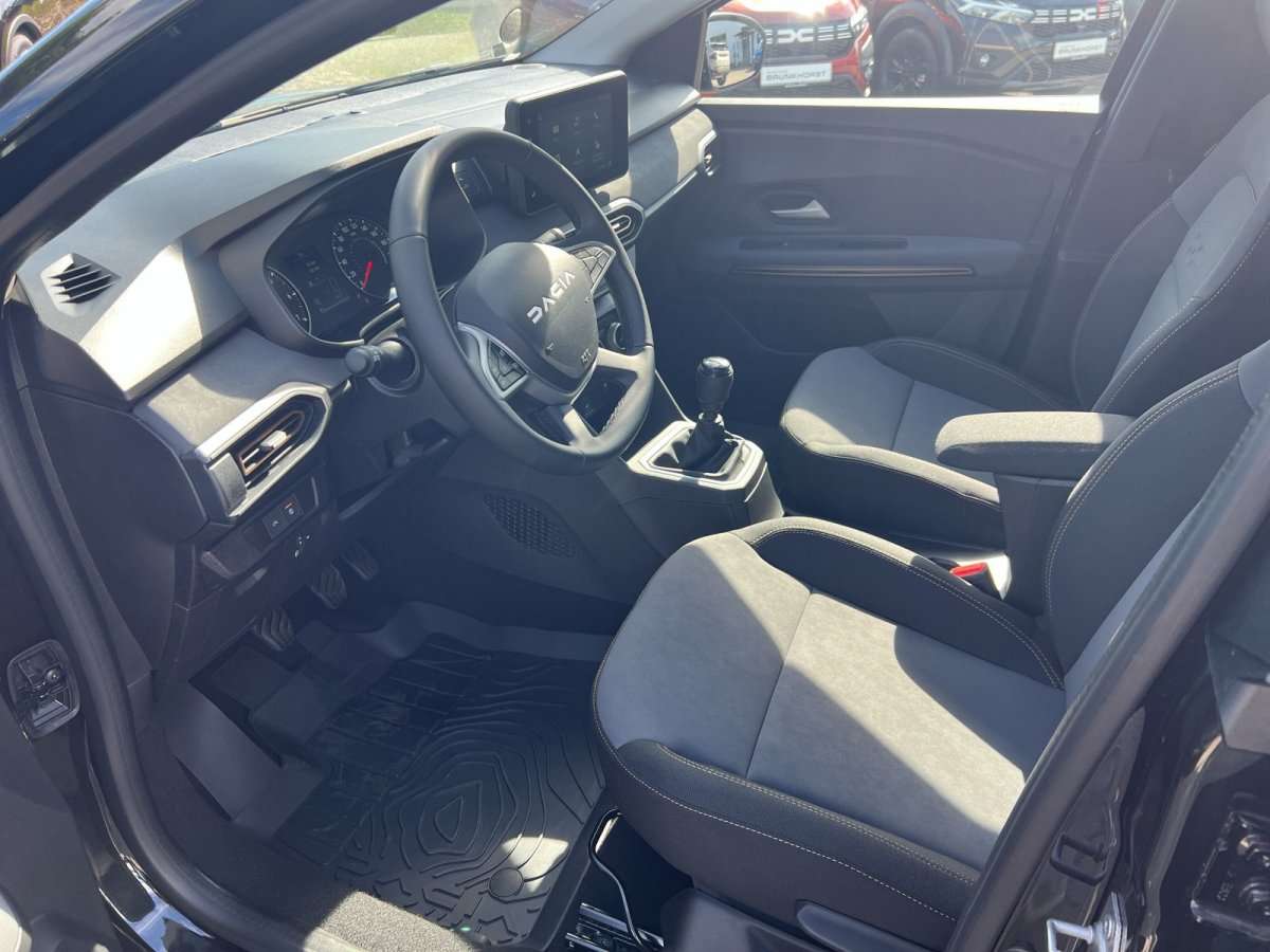 Fahrzeugbild eines Dacia Jogger