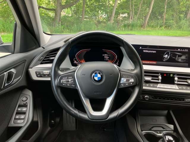 Fahrzeugbild eines BMW 1er-Reihe