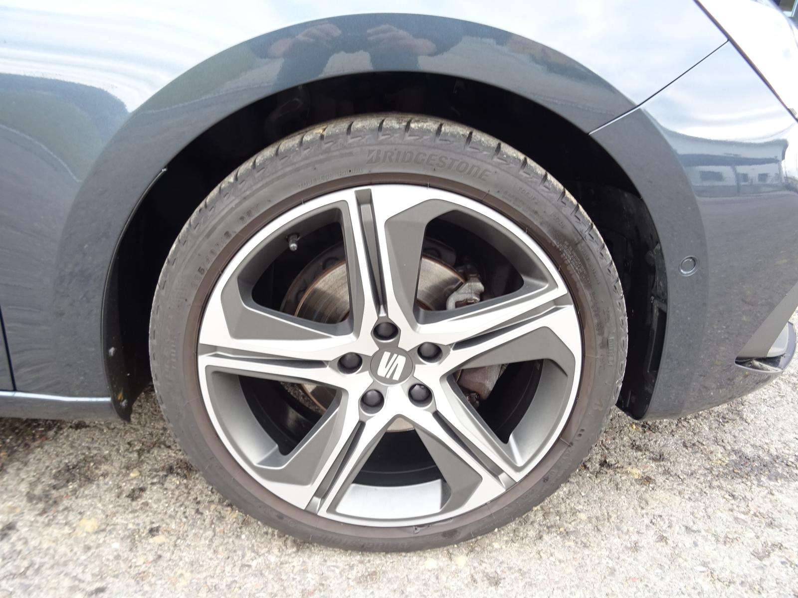 Fahrzeugbild eines SEAT Leon