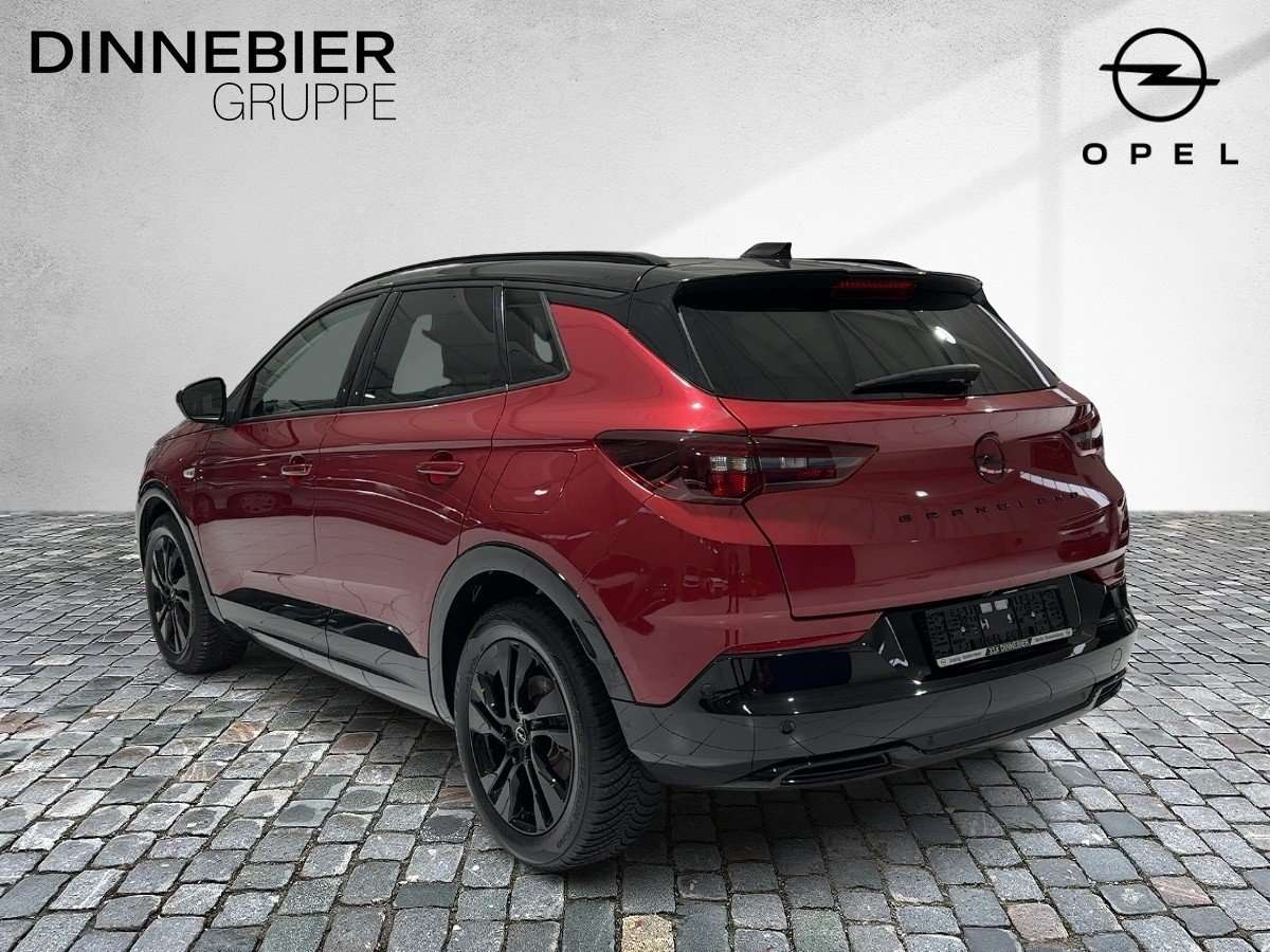 Fahrzeugbild eines Opel Grandland X