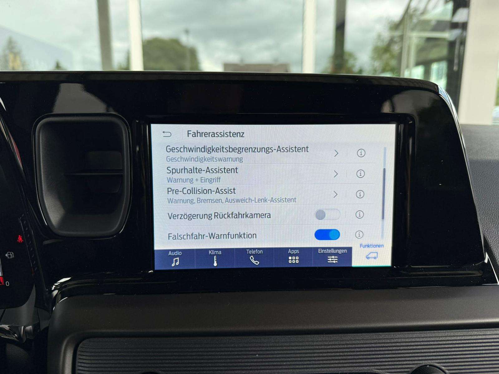 Fahrzeugbild eines Ford Tourneo Courier