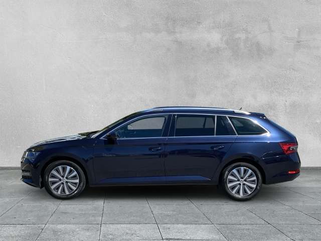 Fahrzeugbild eines Skoda Superb