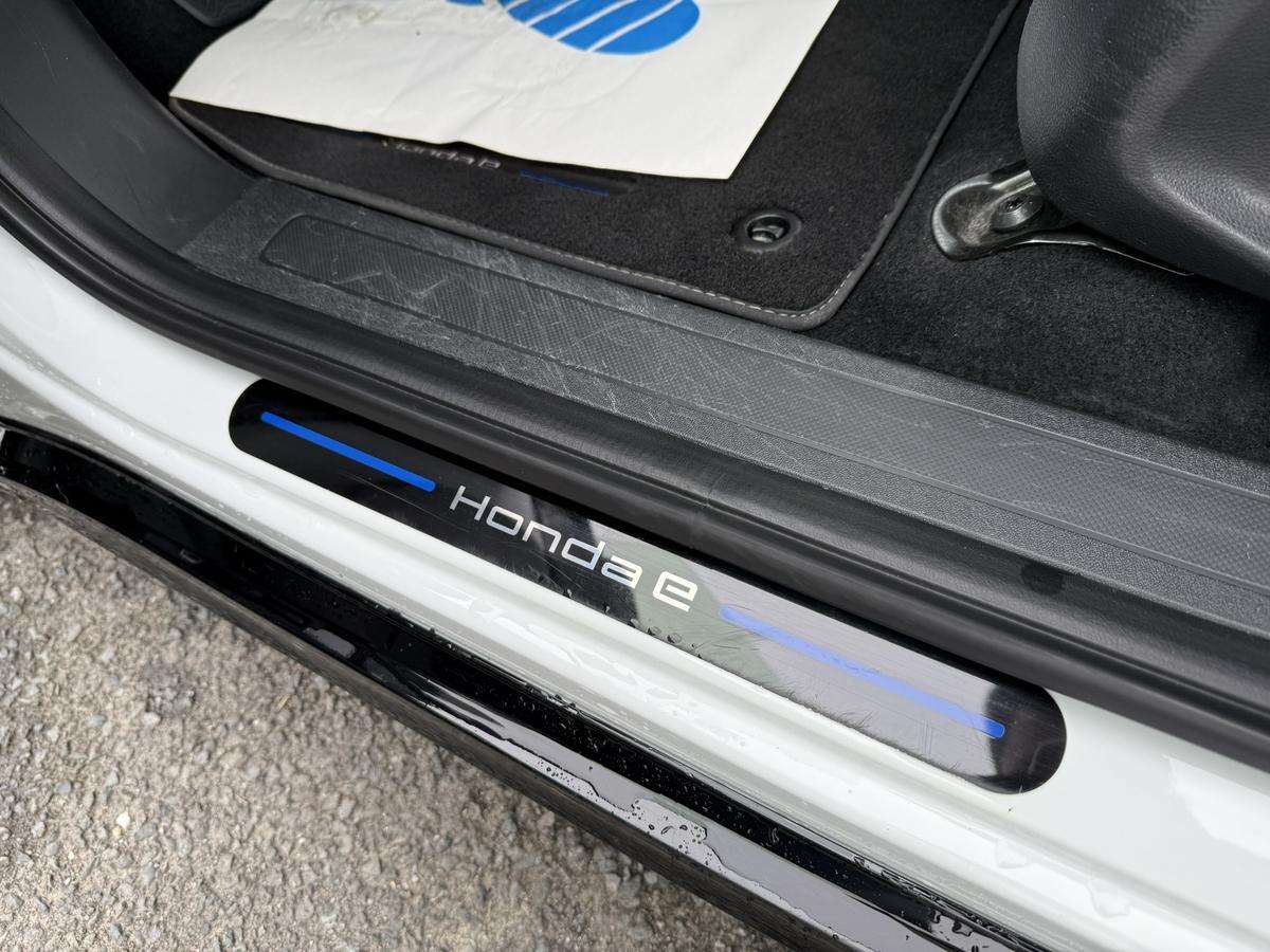 Fahrzeugbild eines Honda Honda e
