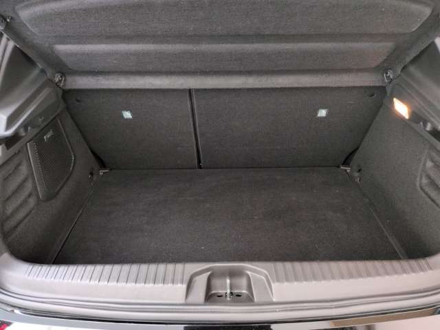 Fahrzeugbild eines Renault Clio