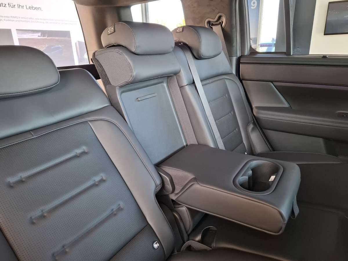 Fahrzeugbild eines Hyundai Santa Fe