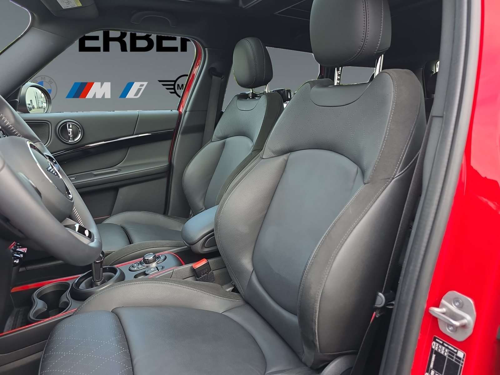 Fahrzeugbild eines MINI MINI
