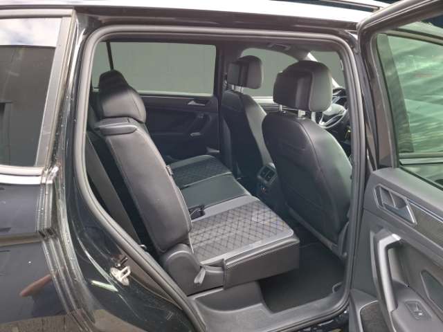 Fahrzeugbild eines Volkswagen Tiguan Allspace