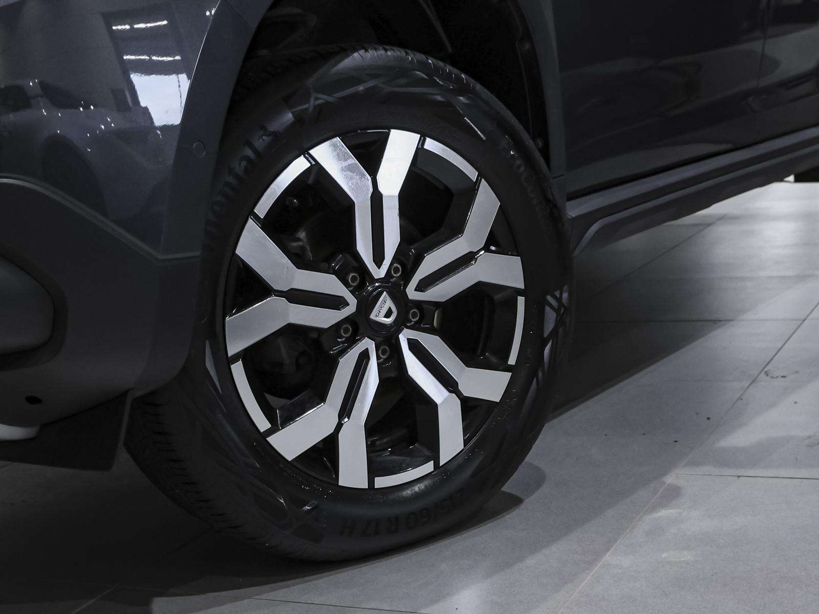 Fahrzeugbild eines Dacia Duster