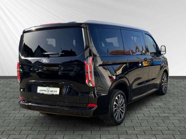 Fahrzeugbild eines Ford Tourneo Custom