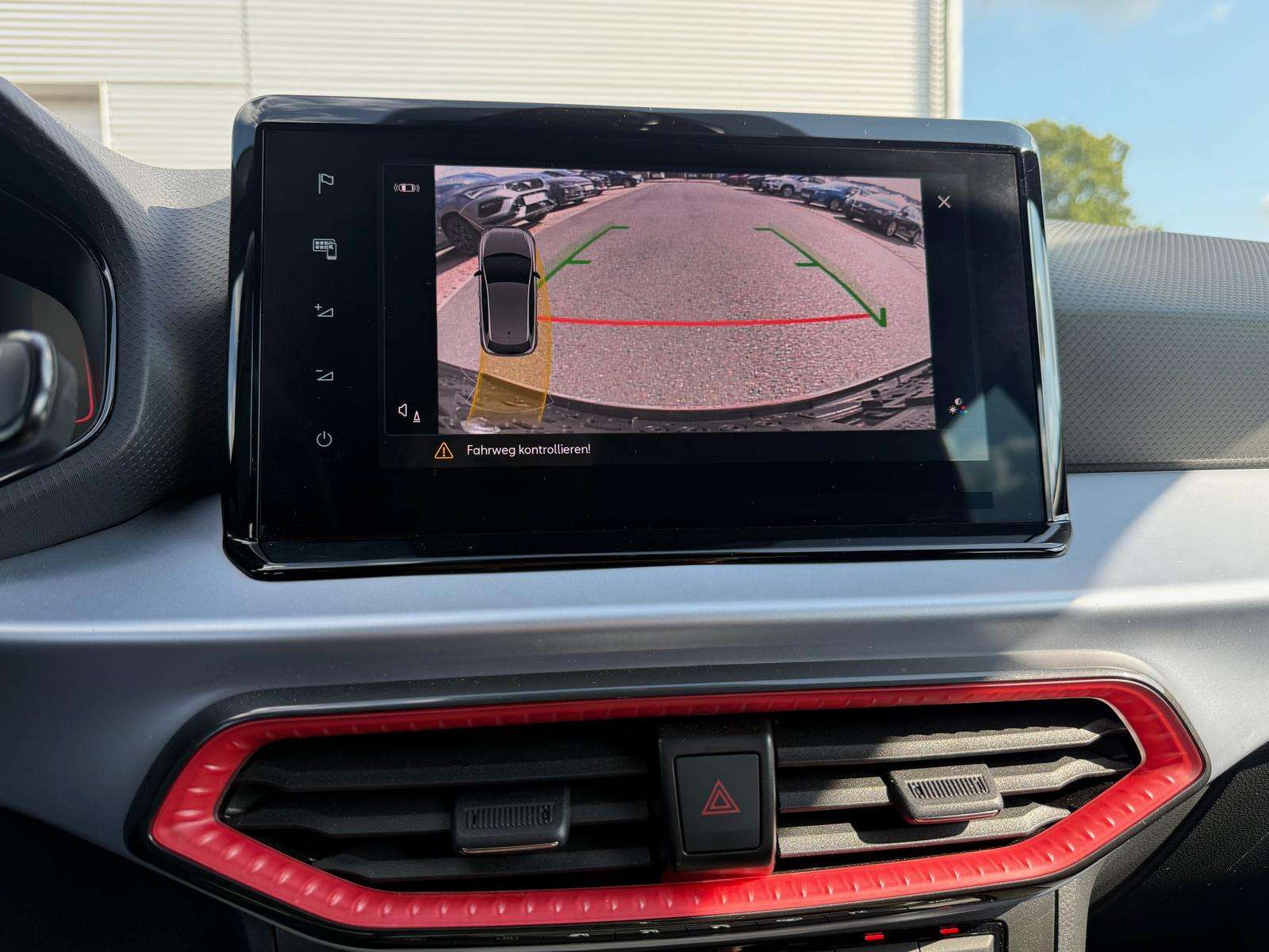 Fahrzeugbild eines SEAT Ibiza