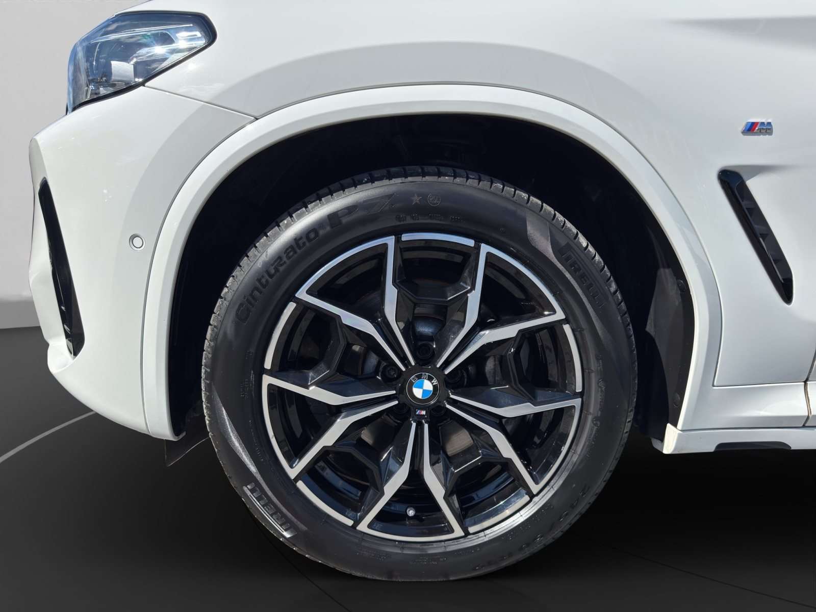 Fahrzeugbild eines BMW X3