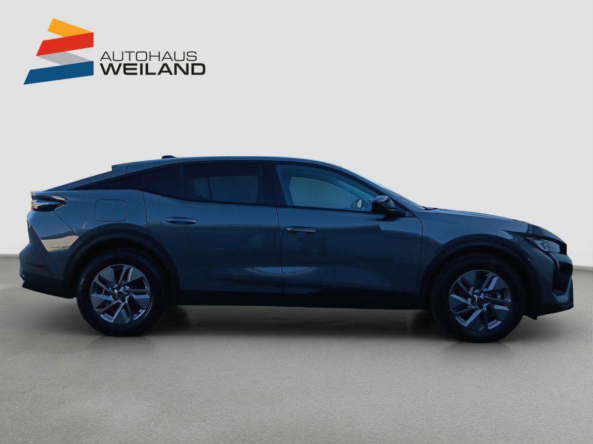 Fahrzeugbild eines Peugeot 408