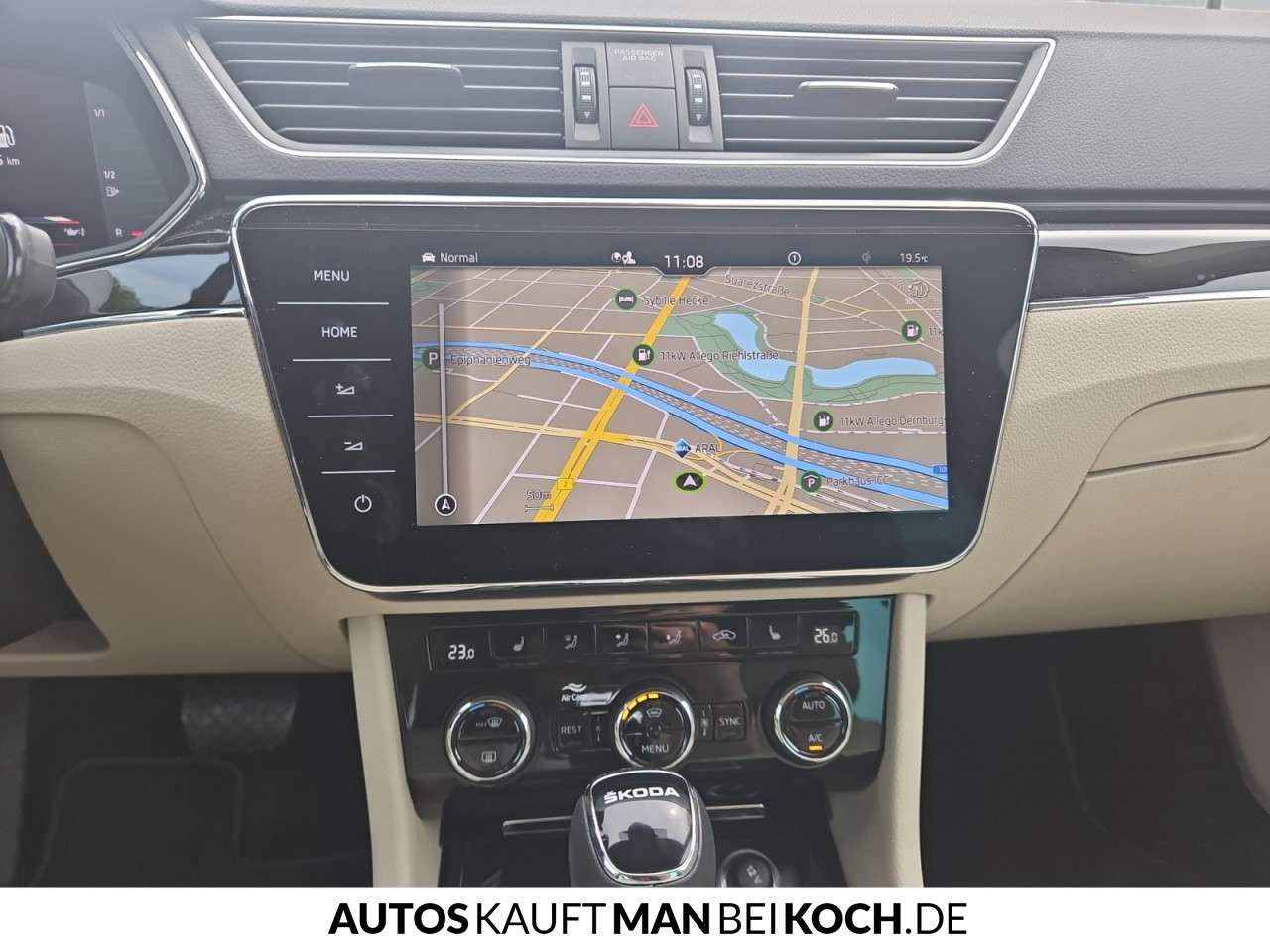 Fahrzeugbild eines Skoda Superb