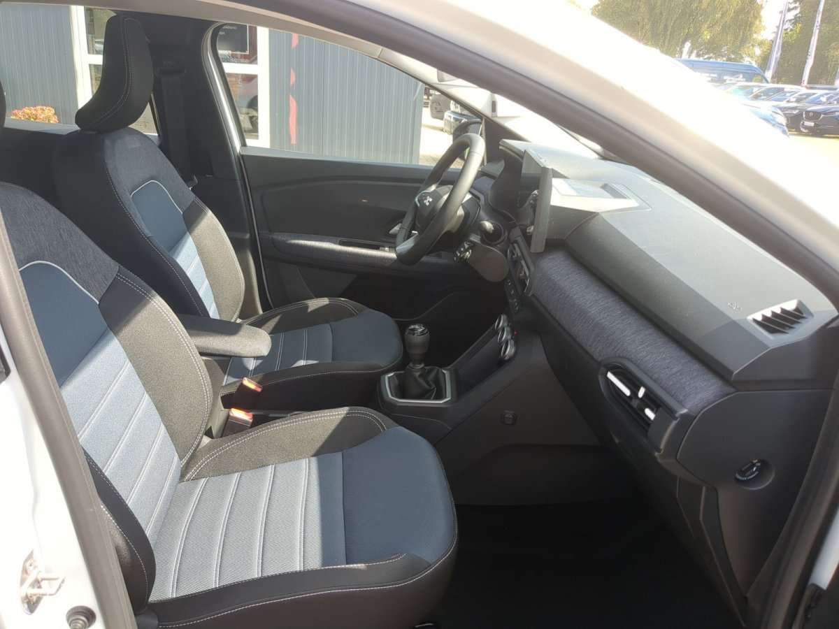 Fahrzeugbild eines Dacia Sandero